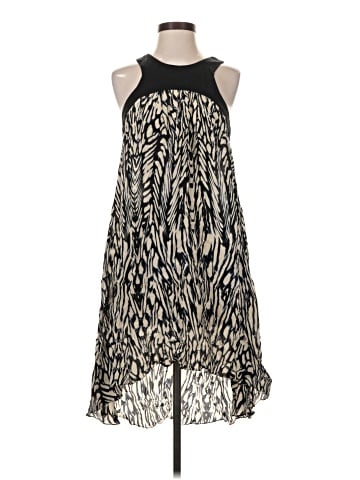 Leifsdottir Casual Dress (view 1)