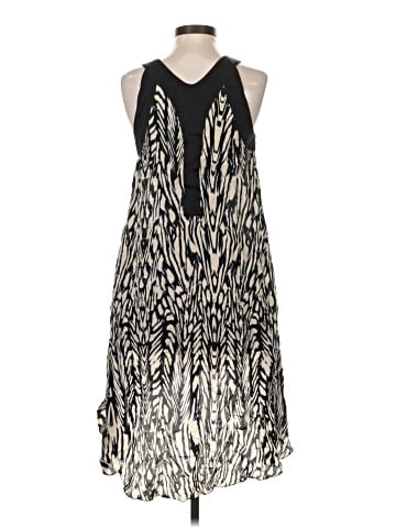 Leifsdottir Casual Dress (view 2)