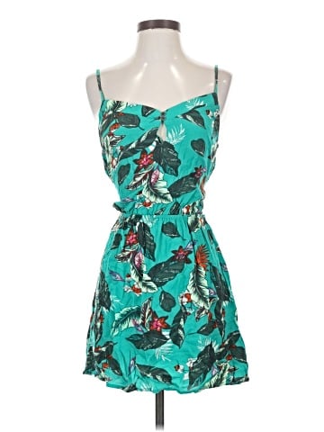 Xhilaration Cocktail Dress (view 1)