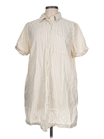 Old Navy Casual Dress (view 1)
