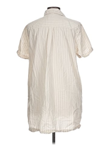 Old Navy Casual Dress (view 2)