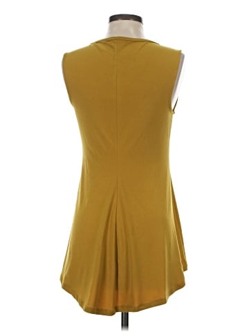Grace Sleeveless Top (view 2)