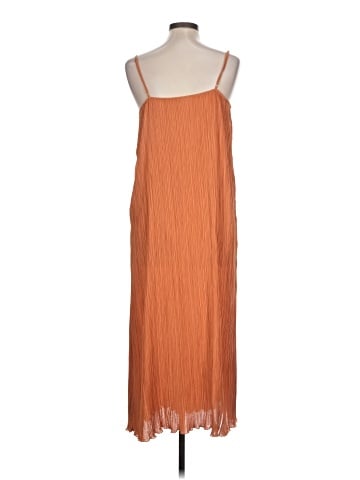 Madewell The Goldie Dress in Pliss&eacute; (view 2)