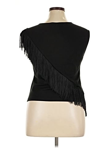 W5 Sleeveless Blouse (view 2)
