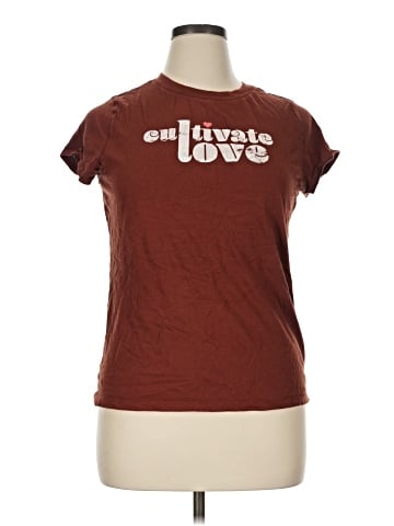 Universal Thread Short Sleeve T-Shirt (view 1)