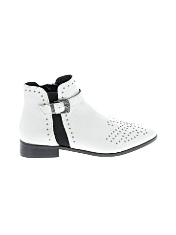 Kenneth Cole REACTION Ankle Boots (view 1)