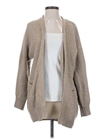 Weekend Cardigan (view 1)