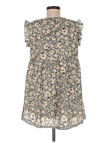Suzanne Betro Short Sleeve Blouse (view 2)