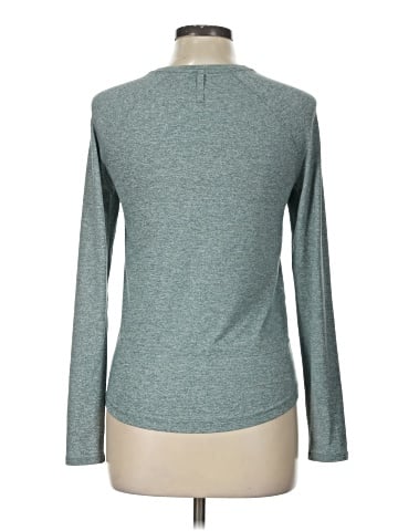 Lululemon Athletica Long Sleeve T-Shirt (view 2)