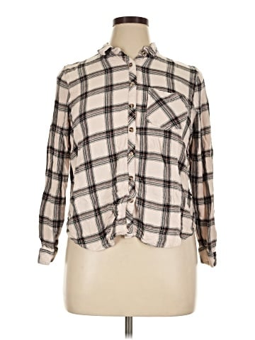 Maurices Long Sleeve Button-Down Shirt (view 1)