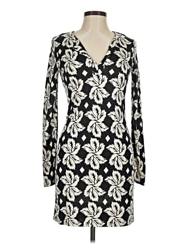 Diane von Furstenberg Casual Dress (view 1)