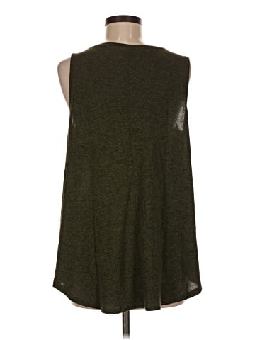 Old Navy Sleeveless T-Shirt (view 2)