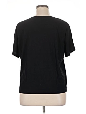 Old Navy Short Sleeve T-Shirt (view 2)