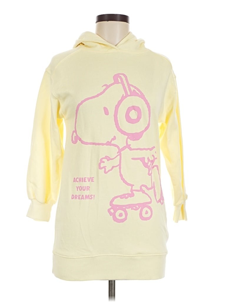 Pre-owned Peanuts Sweatshirt In Yellow