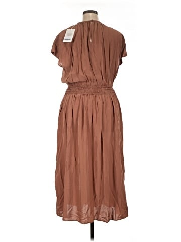 Everlane Casual Dress (view 2)