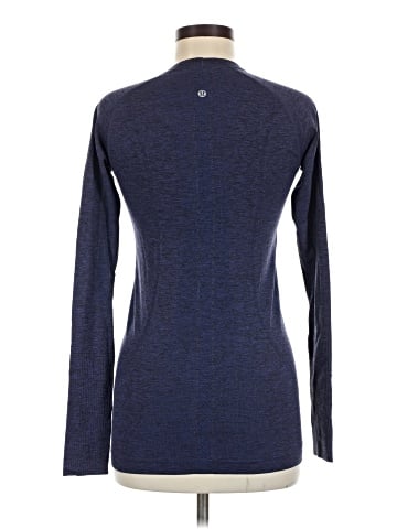 Lululemon Athletica Long Sleeve T-Shirt (view 2)