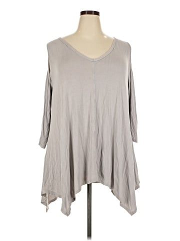 Green Envelope 3/4 Sleeve Top (view 1)