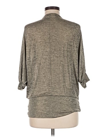 Versona 3/4 Sleeve Top (view 2)