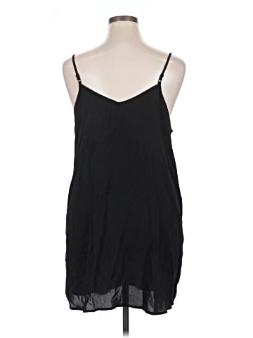 Zenana Sleeveless Blouse (view 2)