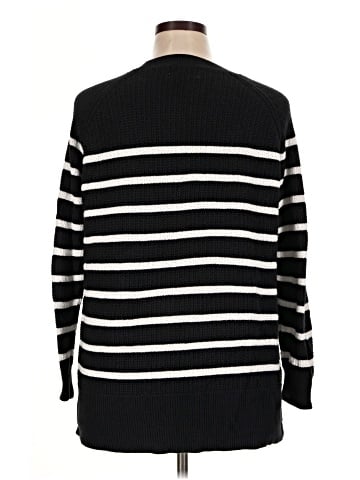 Old Navy Pullover Sweater (view 2)