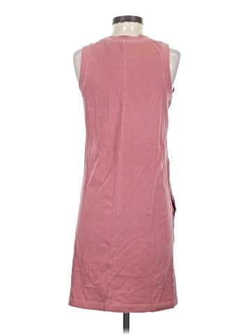 Old Navy Casual Dress (view 2)
