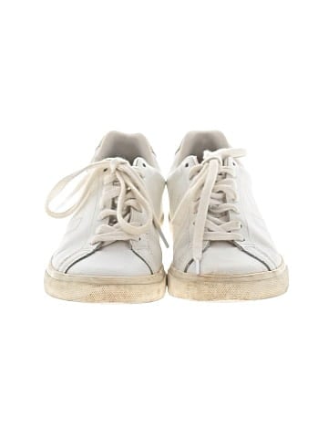 VEJA Sneakers (view 2)