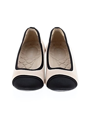 Vivaia Heels (view 2)
