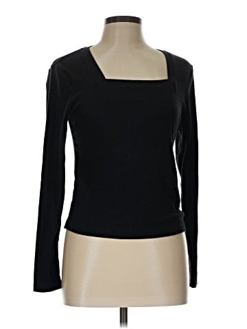 Old Navy Long Sleeve T-Shirt (view 1)