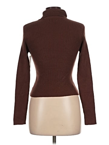 Jon & Anna Turtleneck Sweater (view 2)