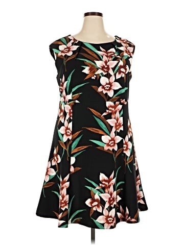 ILE New York Casual Dress (view 1)