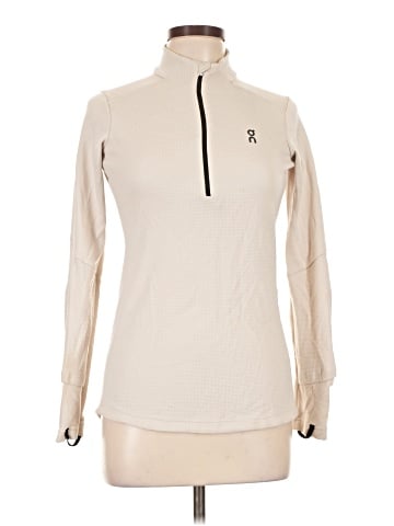 On Cloud Long Sleeve T-Shirt (view 1)