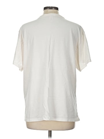 Victoria's Secret Short Sleeve T-Shirt (view 2)