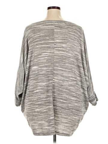 Lularoe Pullover Sweater (view 2)