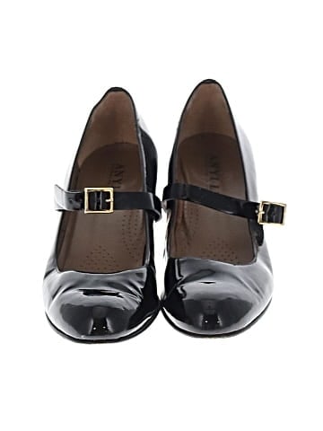 Anyi Lu Heels (view 2)