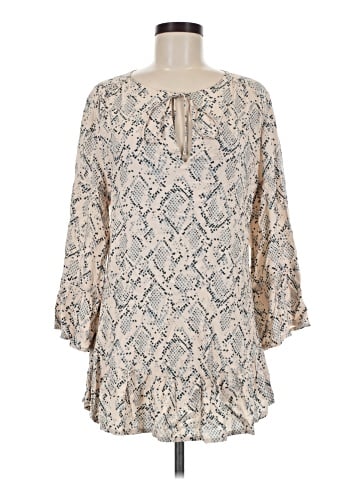 ViX by Paula Hermanny Casual Dress (view 1)