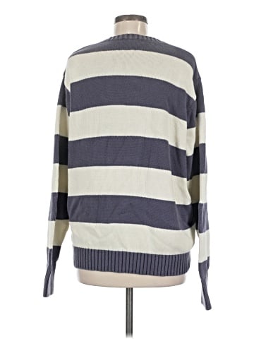 Brandy Melville Pullover Sweater (view 2)