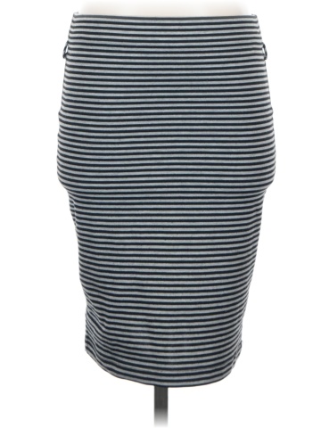 Xhilaration Casual Skirt (view 1)