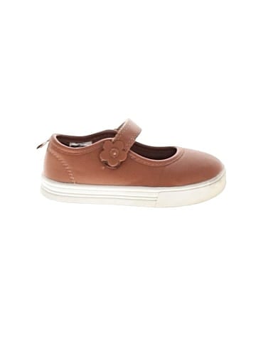 OshKosh B'gosh Flats (view 1)