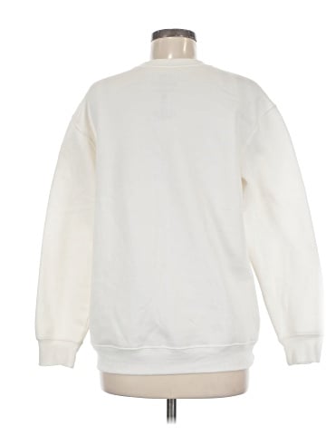 Hello Kitty Sweatshirt (view 2)