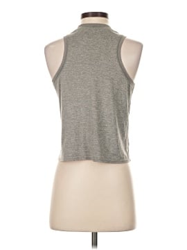 Vuori Sleeveless T-Shirt (view 2)