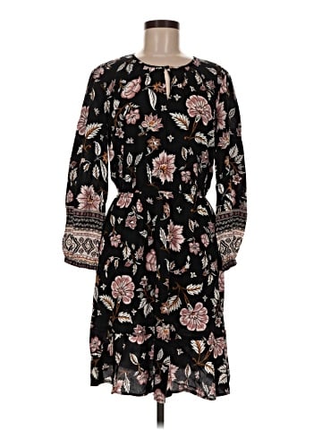 Old Navy Casual Dress (view 1)