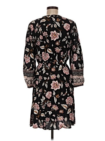 Old Navy Casual Dress (view 2)