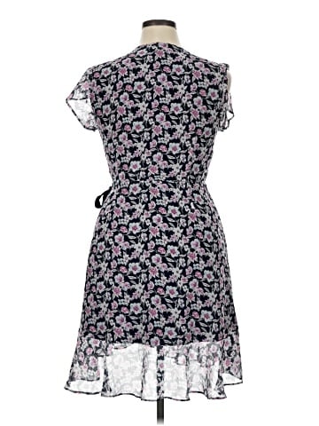 Banana Republic Casual Dress (view 2)
