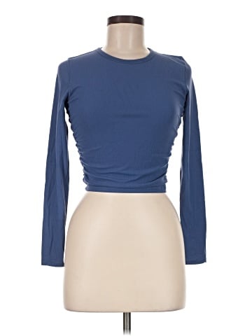 Lululemon Athletica Long Sleeve T-Shirt (view 1)