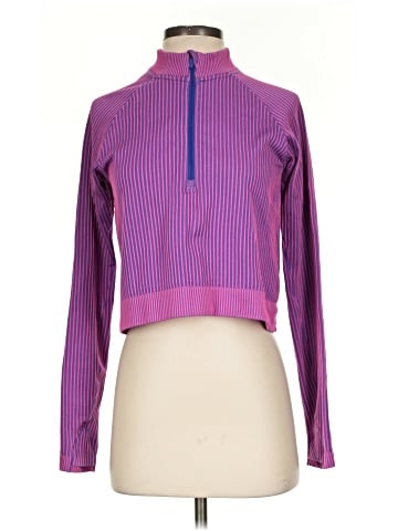 Lululemon Athletica Long Sleeve T-Shirt (view 1)