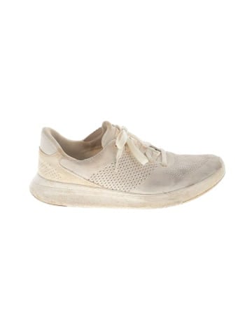 KIZIK Sneakers (view 1)