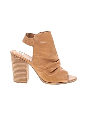 REPORT Sandals (view 1)