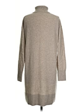Everlane Long Sleeve Turtleneck (view 2)