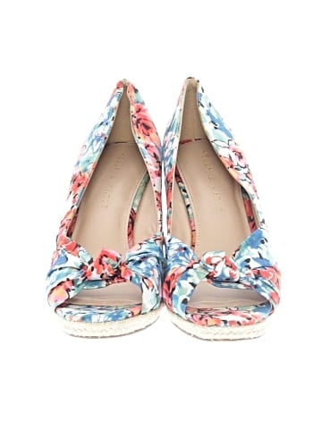 Kelly & Katie Wedges (view 2)