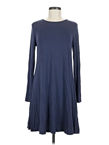 Old Navy Casual Dress (view 1)